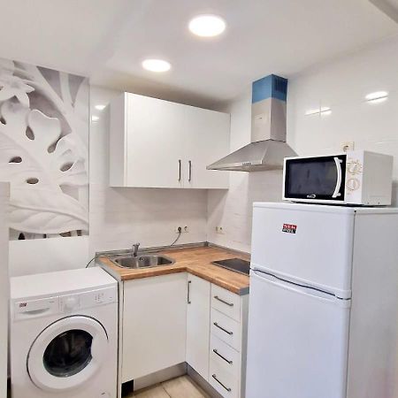 Benalmadena Inn Apartaments Malaga Bagian luar foto