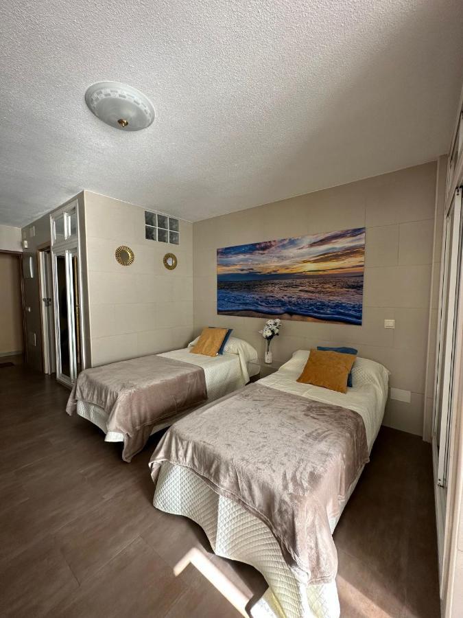 Benalmadena Inn Apartaments Malaga Bagian luar foto