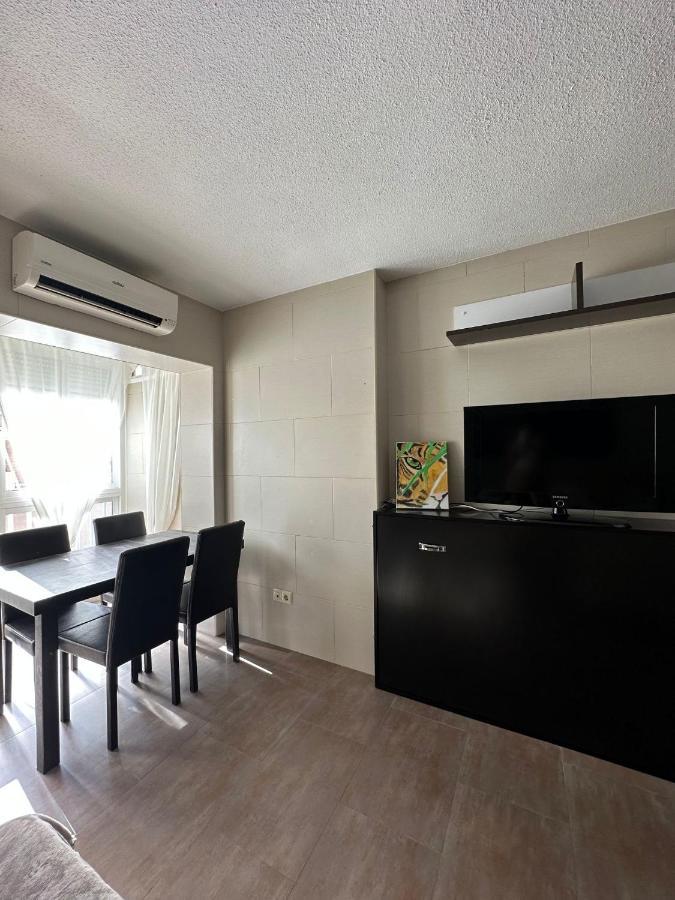 Benalmadena Inn Apartaments Malaga Bagian luar foto