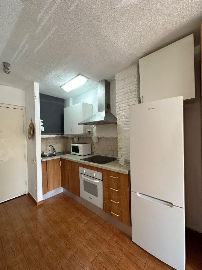 Benalmadena Inn Apartaments Malaga Bagian luar foto